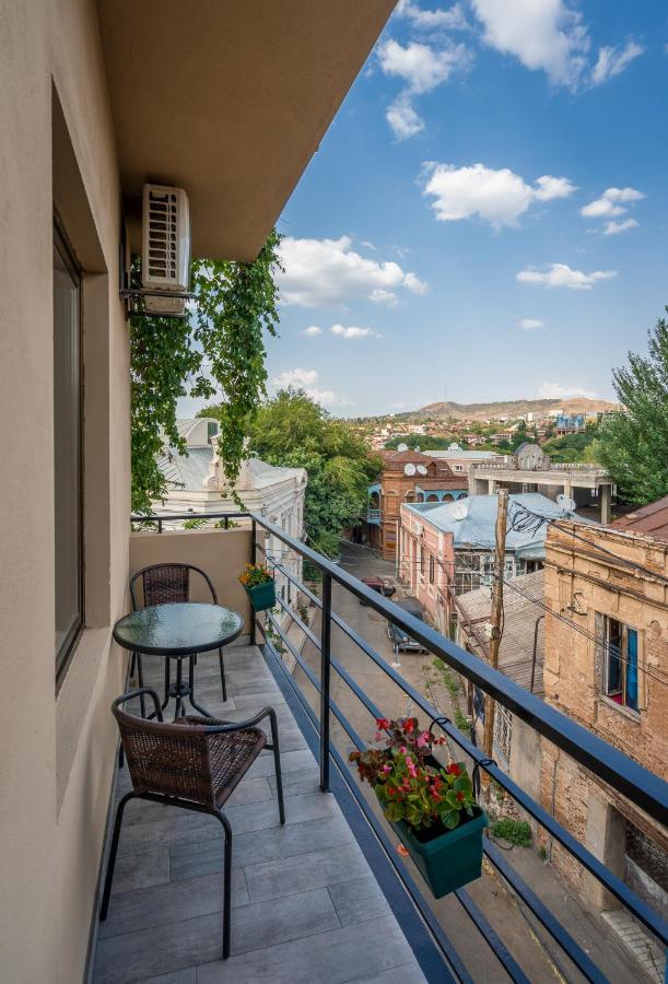 Constant Tbilisi Hotel Bagian luar foto