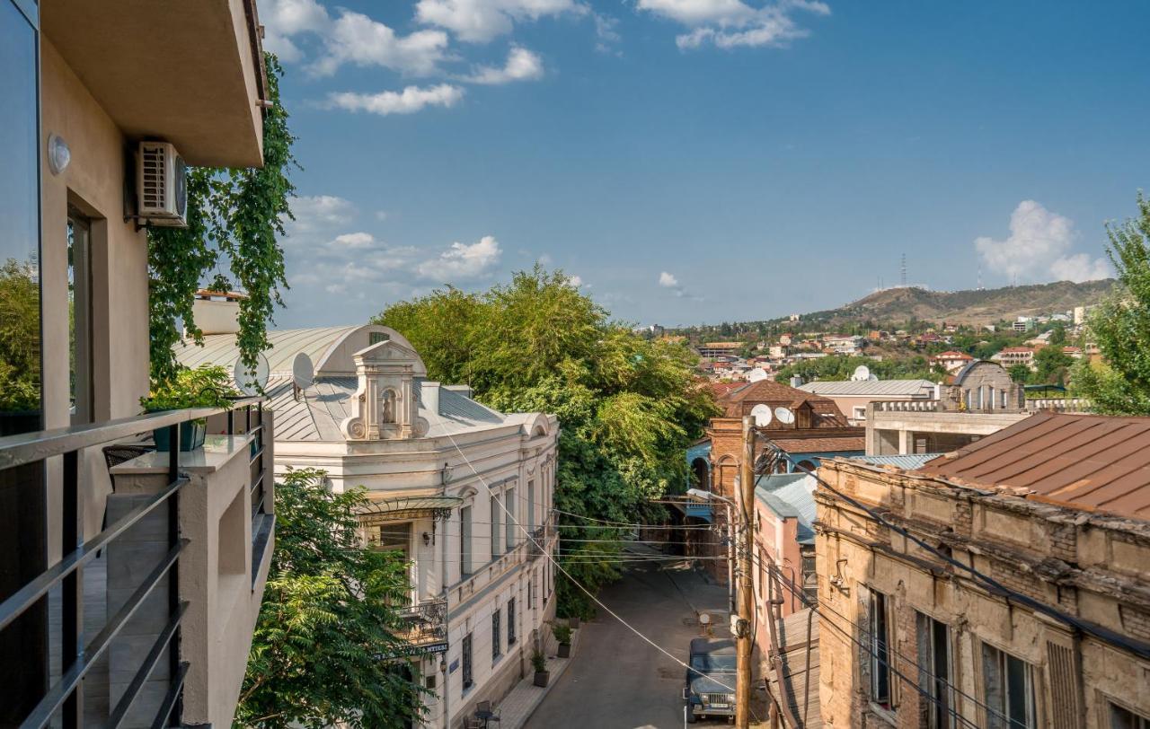 Constant Tbilisi Hotel Bagian luar foto